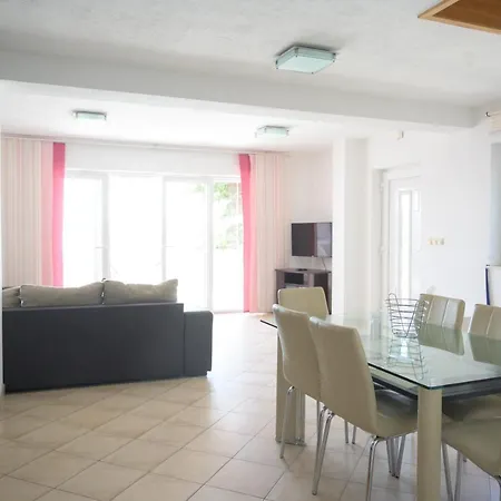Beachfront Apartments Baricevic With Pool Cesarica Exterior foto