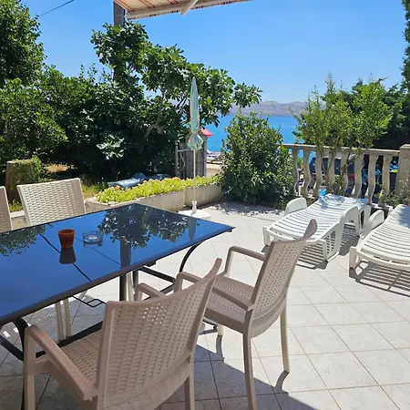 Beachfront Apartments Baricevic With Pool Cesarica Exterior foto